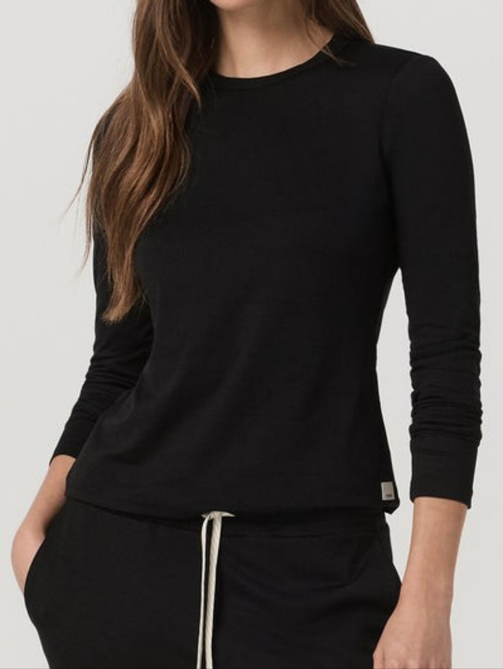Vuori Long Sleeve Halo Essential Crew Tee